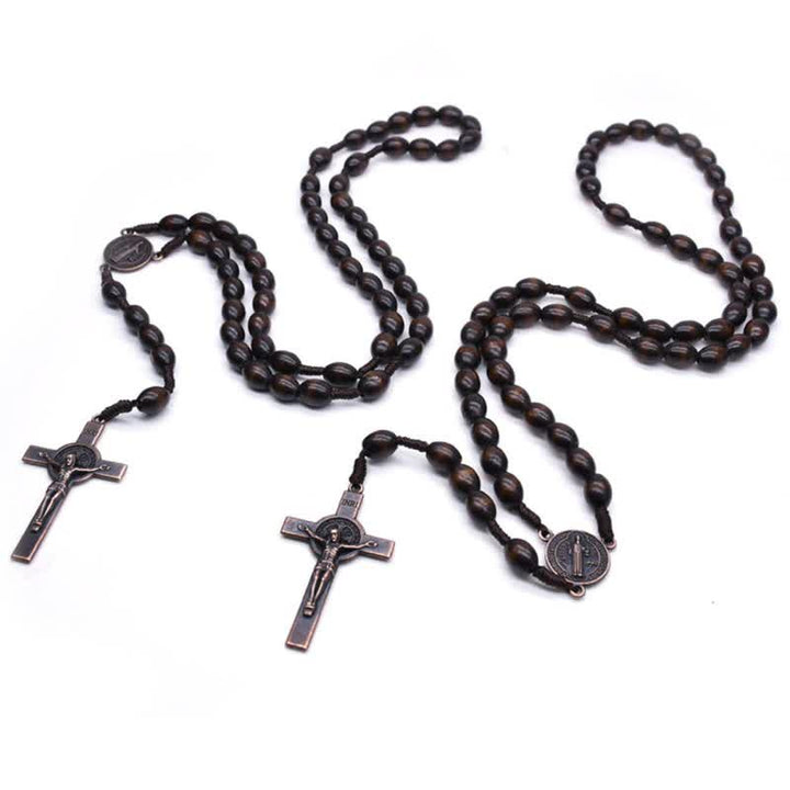 Collier chapelet en bois avec croix vintage tricotée Olivenorma