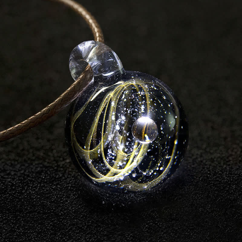 Collier fantaisie en verre avec ciel étoilé cosmique Olivenorma
