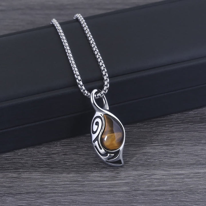 Collier en acier titane avec protection contre la chance et le courage Olivenorma 