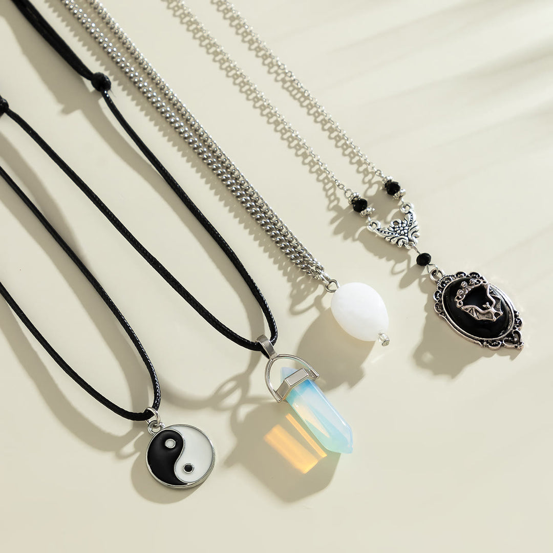 Ensemble de colliers d'Halloween avec pendentif chauve-souris en jade blanc opalite Olivenorma 