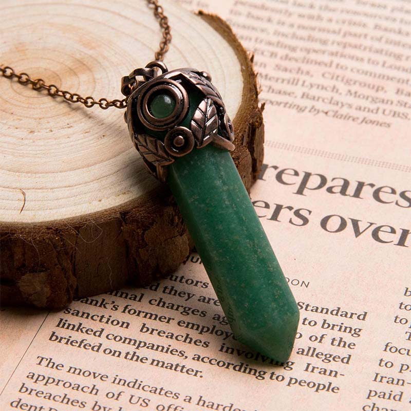 Collier hexagonal en cristal naturel Olivenorma