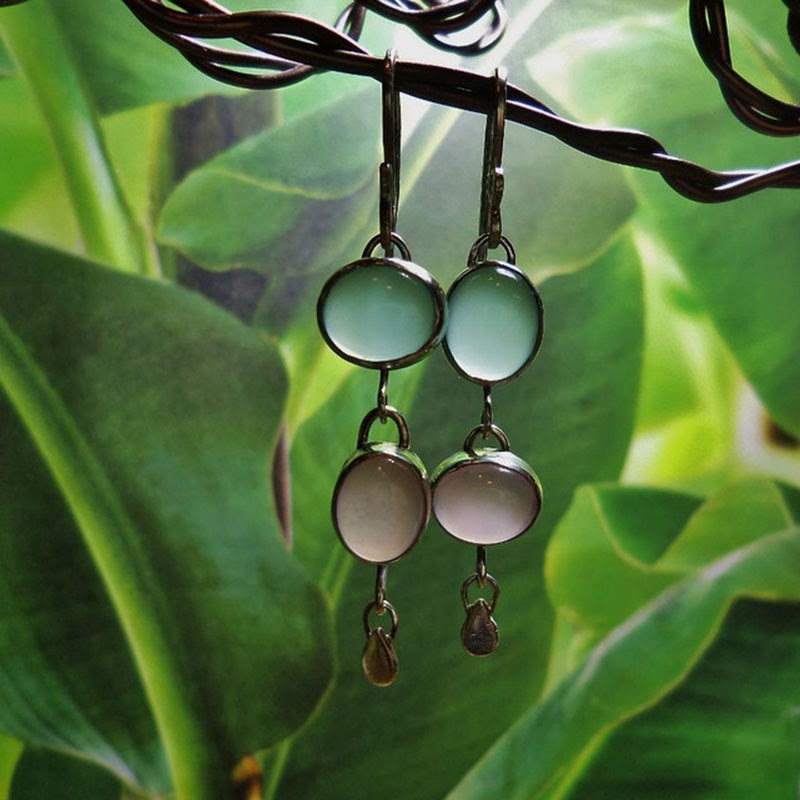 Boucles d'oreilles sorcière en pierre œil de chat rose et verte Olivenorma
