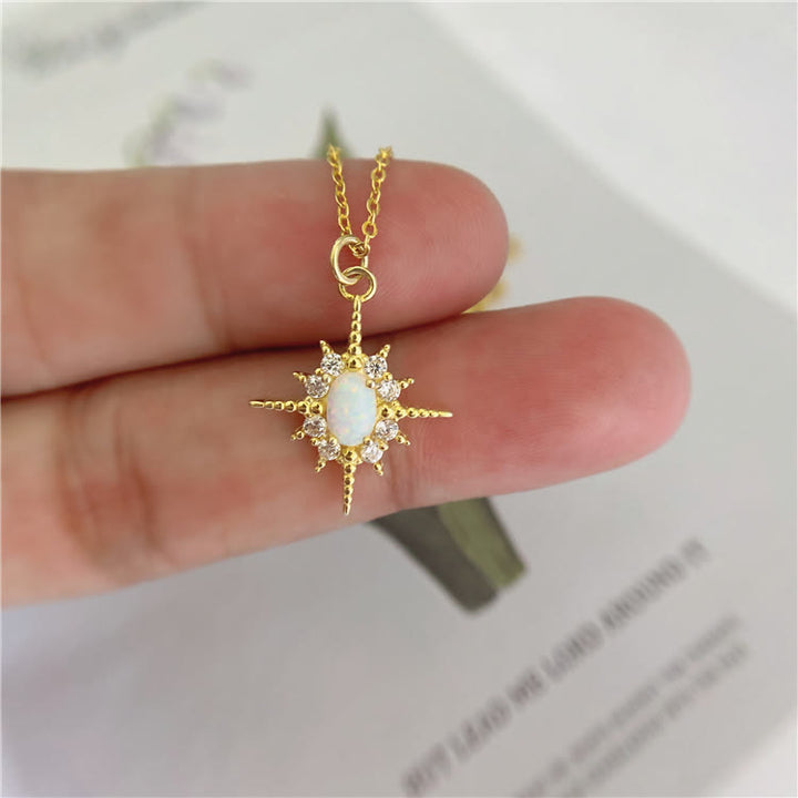 Collier étoile délicate Northstar en zircon blanc opale Olivenorma