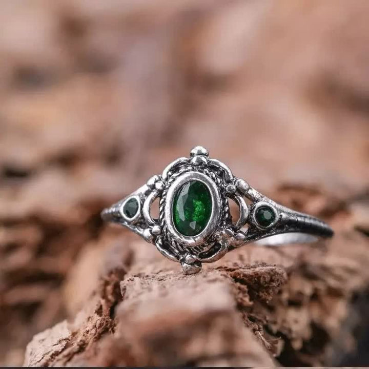 Bague gravée en émeraude ovale naturelle Olivenorma