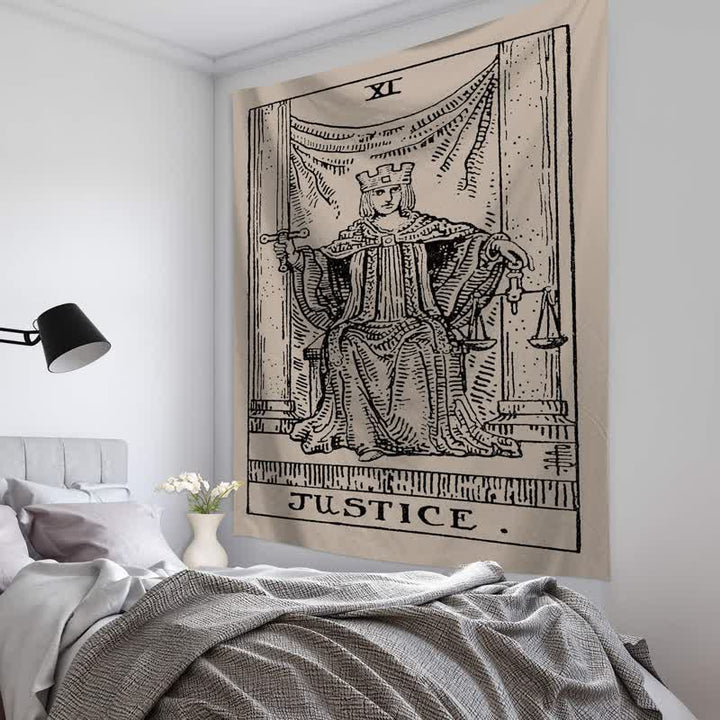 Tapisserie murale avec cartes de tarot