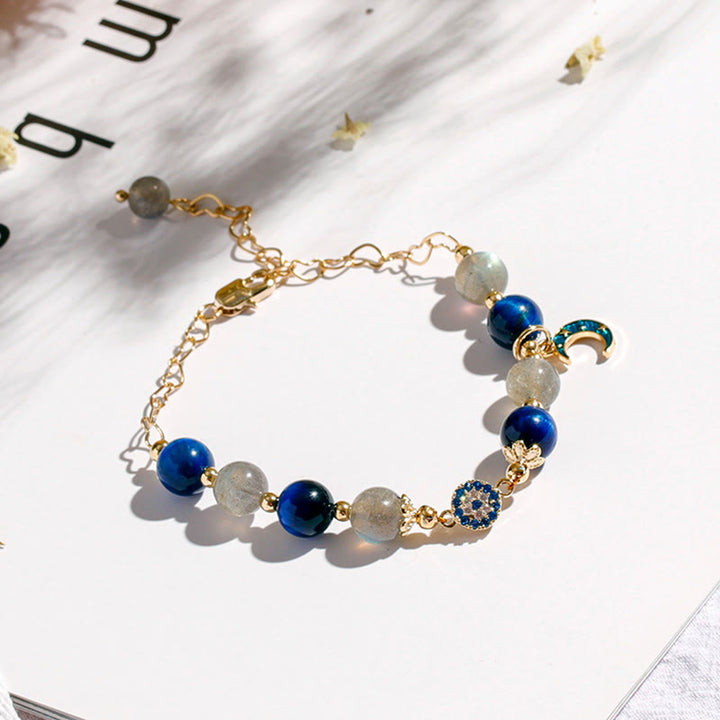Bracelet Olivenorma en pierre de lune et saphir contre le mauvais œil