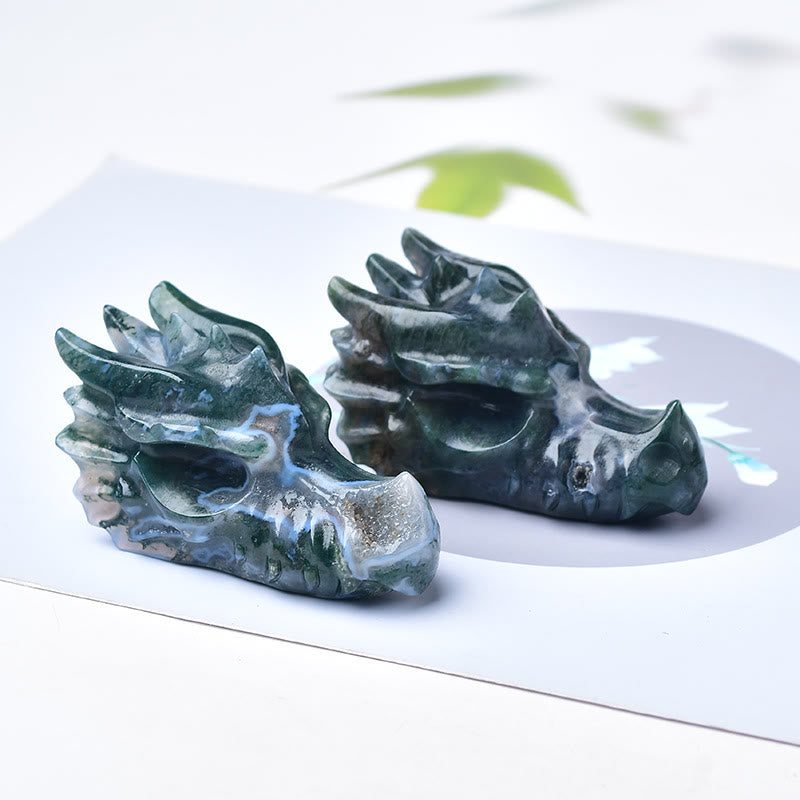 Décoration en pierre précieuse en forme de tête de dragon en acajou et obsidienne Olivenorma 