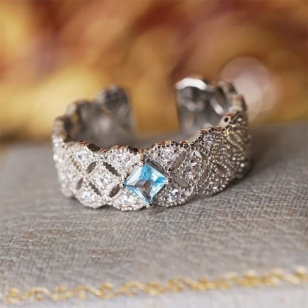 Bague rétro en topaze bleue Olivenorma « Sea Blue »