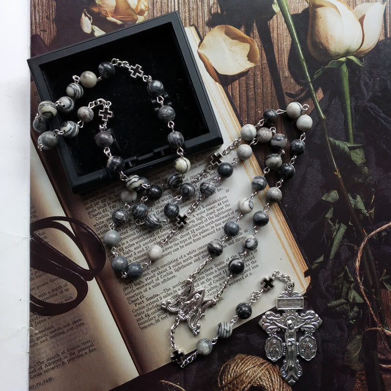 Collier chapelet en agate noire Olivenorma avec croix de la Sainte Mère 