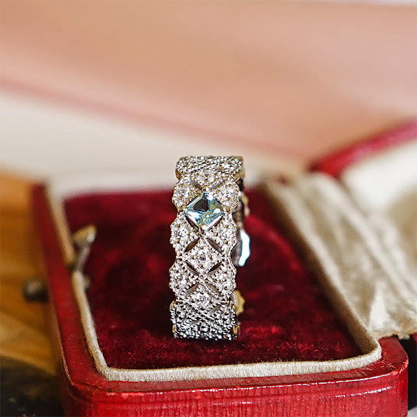 Bague rétro en topaze bleue Olivenorma « Sea Blue »