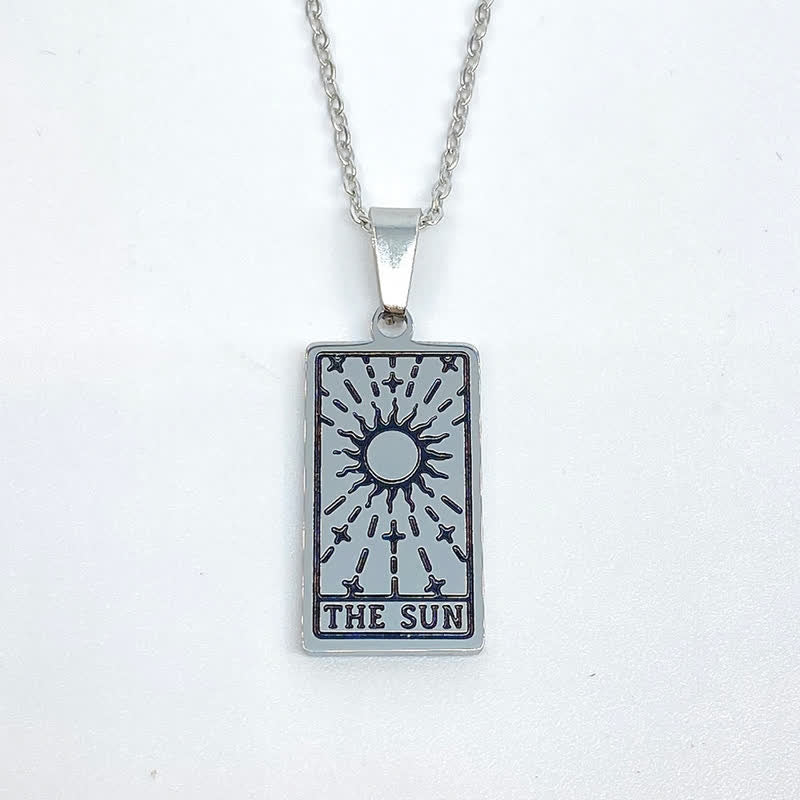 Collier porte-bonheur vintage avec carte de tarot Olivenorma