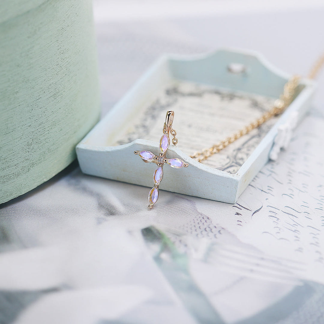 Collier pendentif croix en pierre de lune artificielle en opale Olivenorma