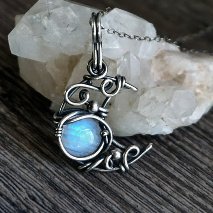 Collier en argent avec pierre de lune et lune de Bohême Olivenorma