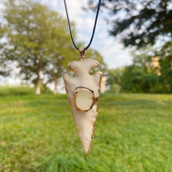 Collier avec ancre et flèche en cristal naturel Olivenorma