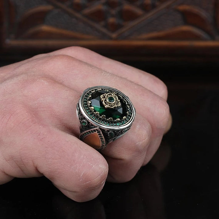 Bague empilable en forme de goutte d'eau avec émeraude Olivenorma