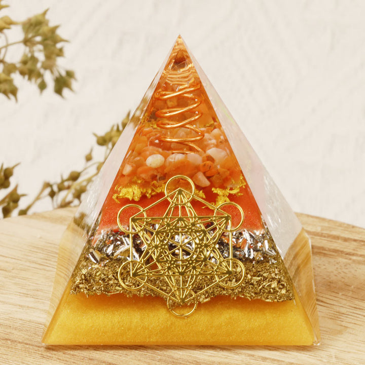 Pyramide d'orgone Cube de Métatron en pierre solaire Olivenorma