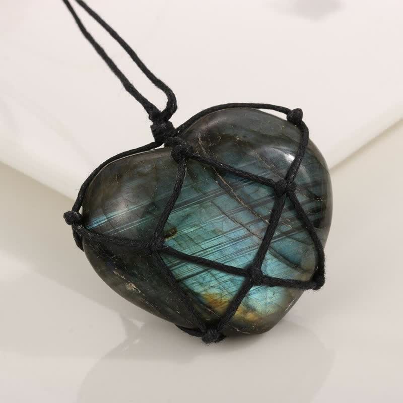 Collier en labradorite avec cœur de dragon Olivenorma 