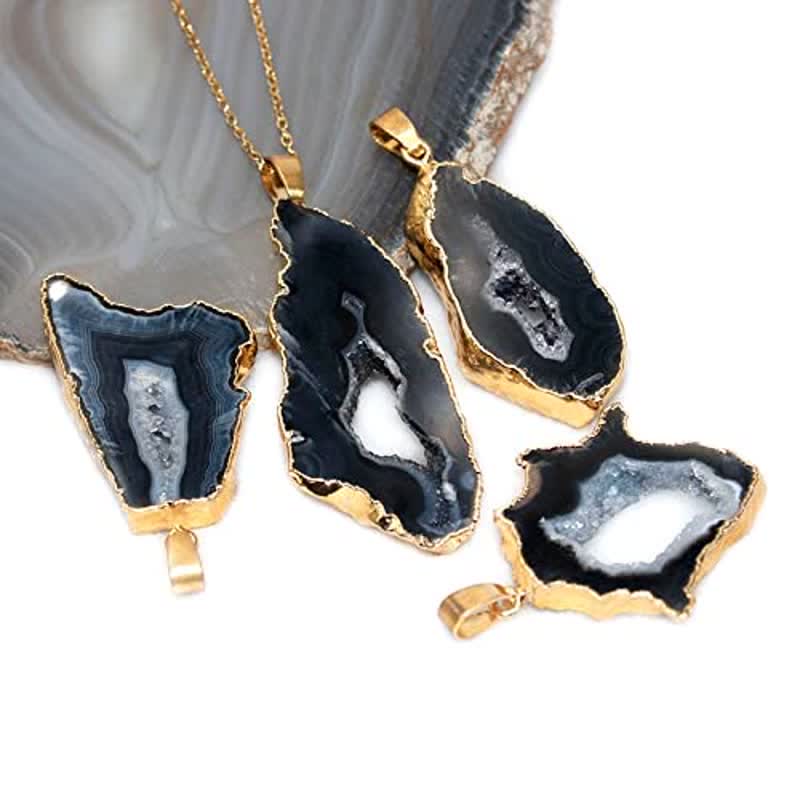 Collier en tranches de cristal brut irrégulier Olivenorma