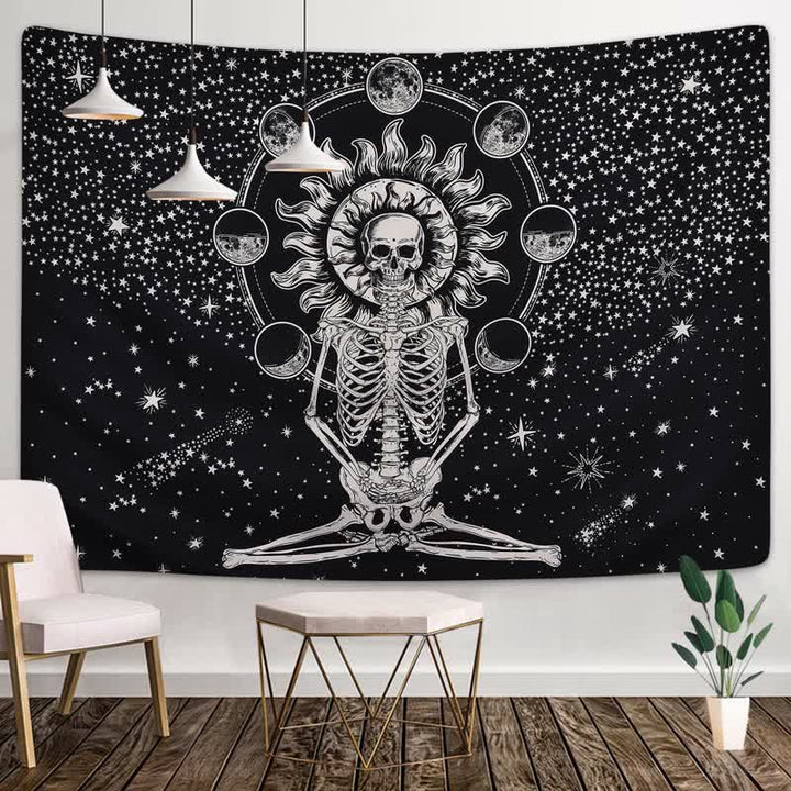 Tapisserie murale de méditation avec tête de mort et soleil étoilé