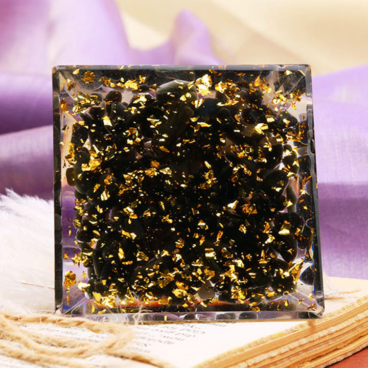 Sphère d'améthyste Olivenorma avec pyramide d'orgone du zodiaque Sagittaire en obsidienne 