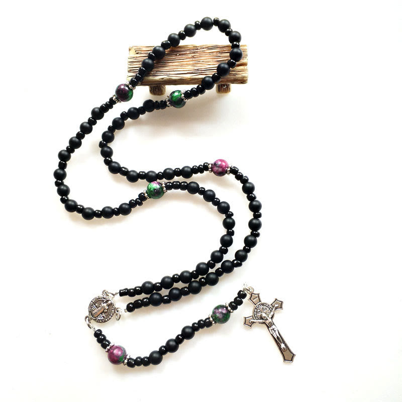 Collier chapelet en forme de croix avec onyx noir, rubis et zoïsite Olivenorma