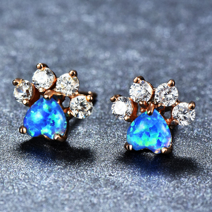 Boucles d'oreilles en forme de patte de chat en zircon blanc opale Kawaii Olivenorma