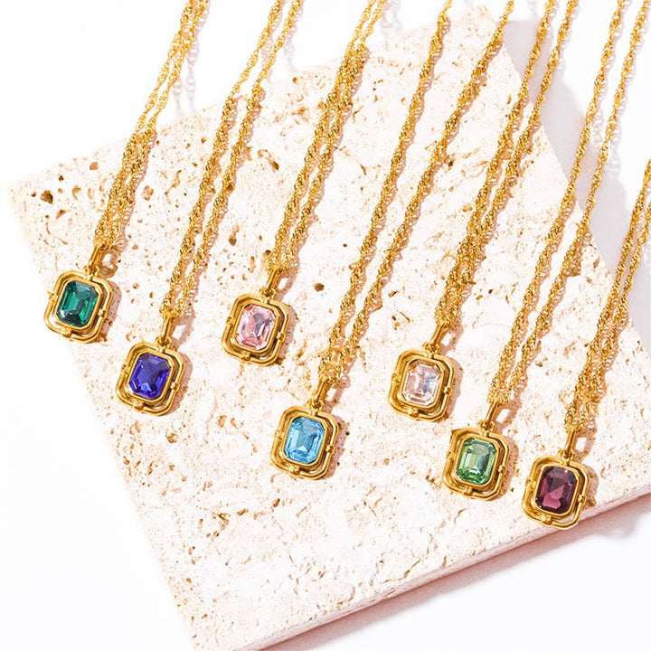 Collier en acier titane et zircon carré avec chaîne ondulée Olivenorma 