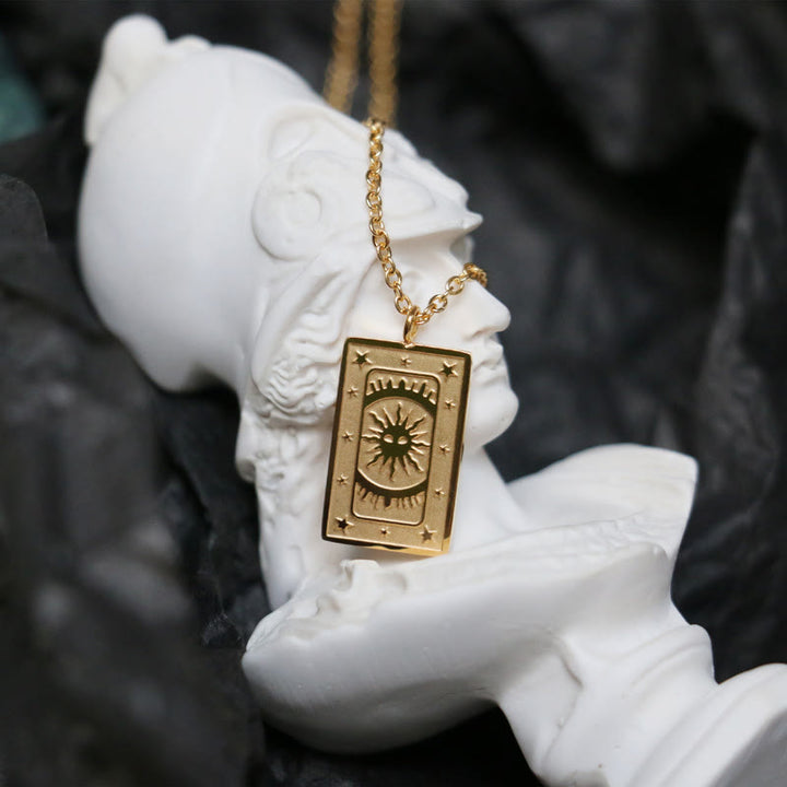 Collier Tarot Olivenorma en acier titane plaqué or