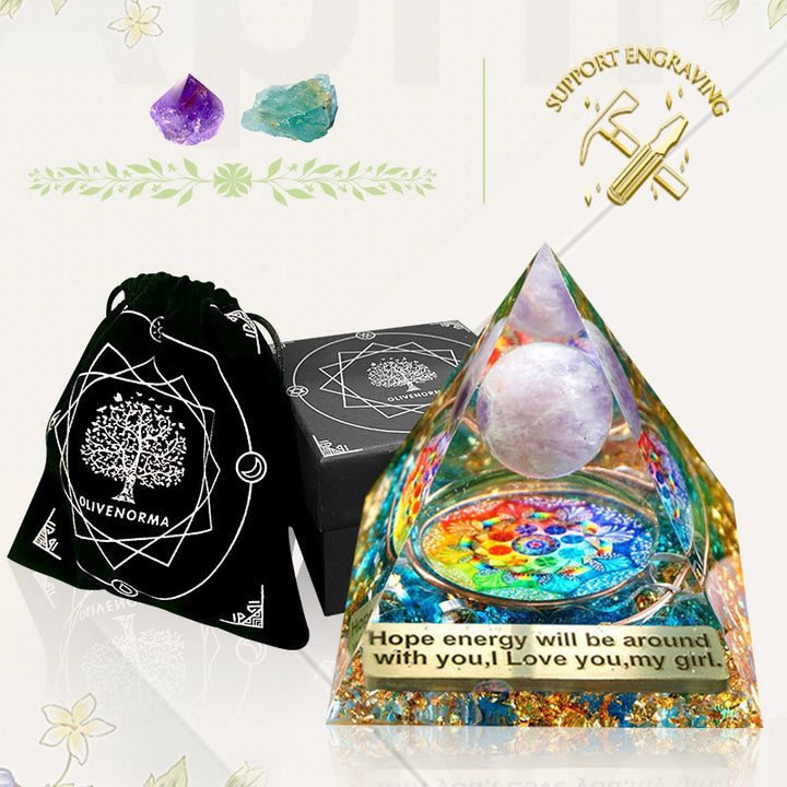 Sphère de cristal d'améthyste Olivenorma avec pyramide d'orgone en quartz bleu