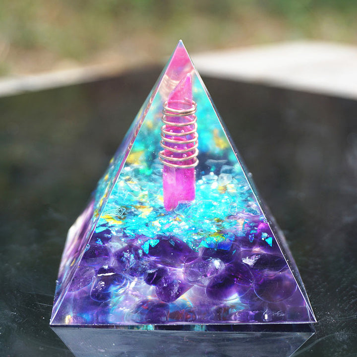 Pyramide d'orgone améthyste aigue-marine Olivenorma