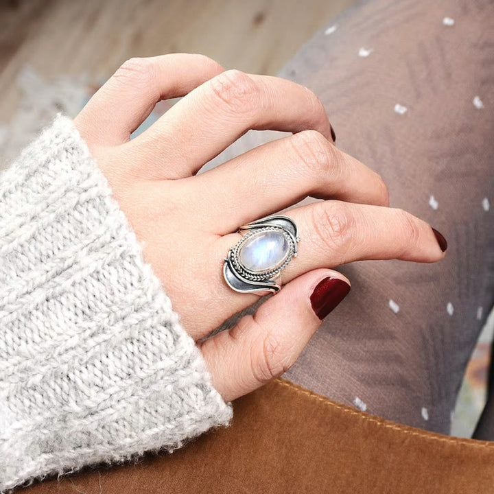 Olivenorma « Source d'intuition » - Bague rétro en pierre de lune