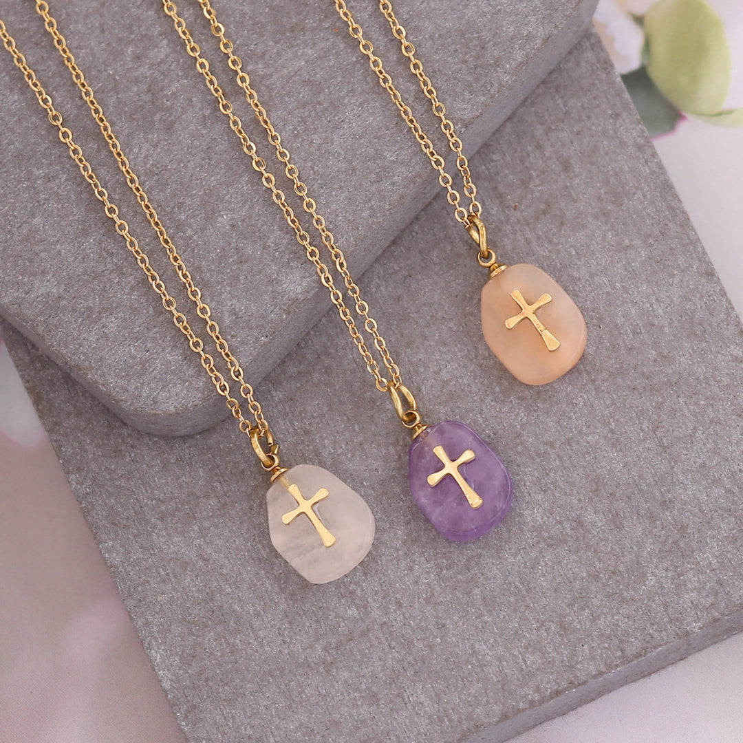 Collier avec pendentif en croix en pierre naturelle Olivenorma