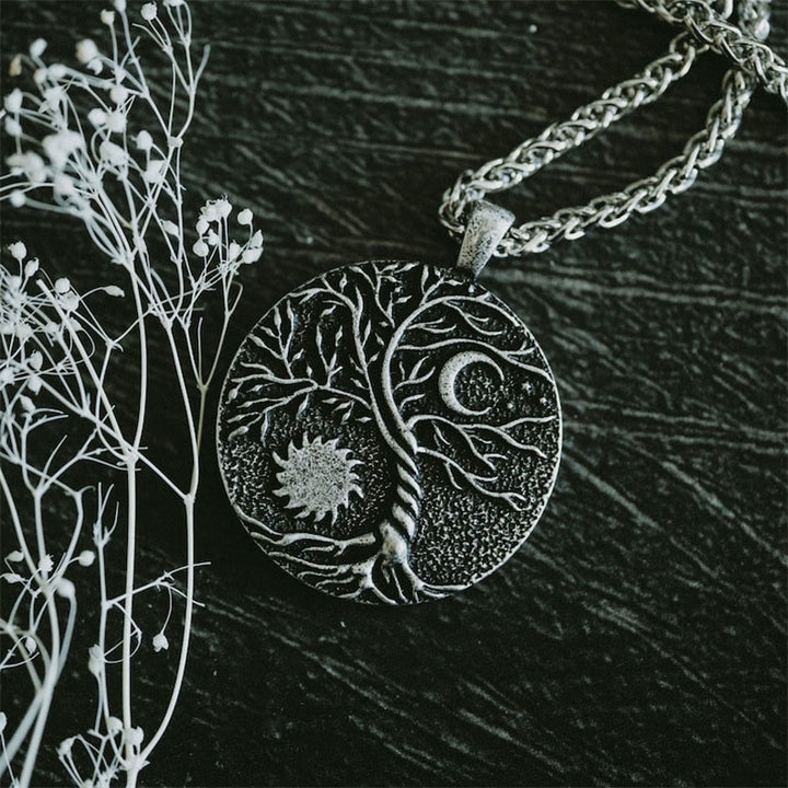 Olivenorma « Riding with the Stars » – Collier Arbre de Vie avec Soleil et Lune