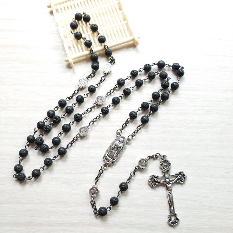 Collier chapelet avec pendentif en pierre de lave et croix catholique Olivenorma 