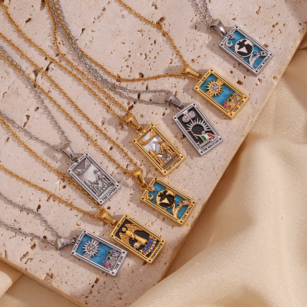 Collier de cartes de tarot en acier inoxydable plaqué or 18 carats Olivenorma 