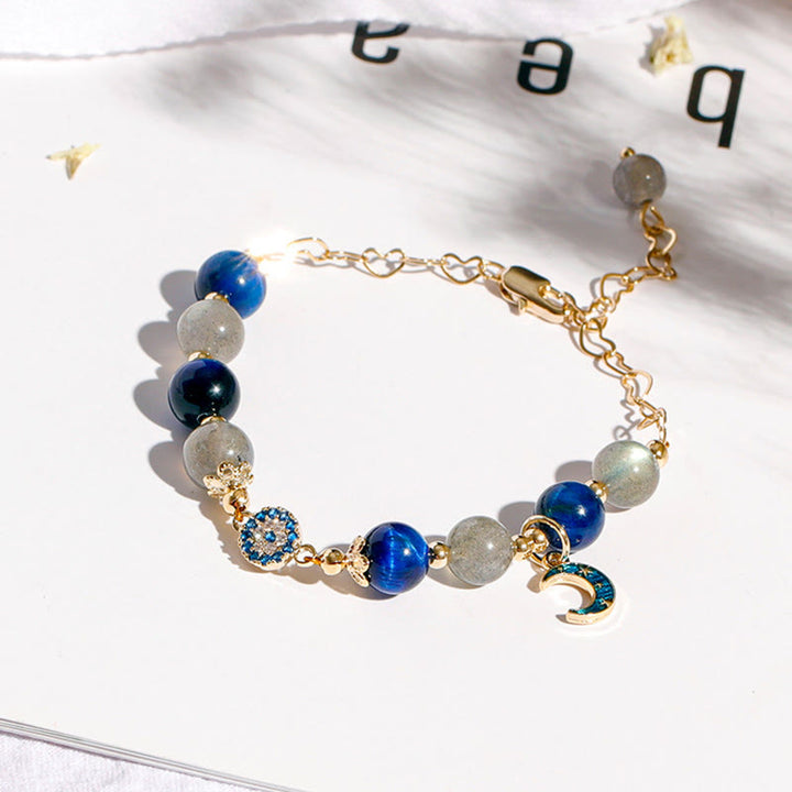 Bracelet Olivenorma en pierre de lune et saphir contre le mauvais œil