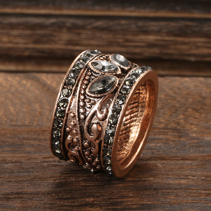 Bague Olivenorma en bronze doré et pierre de lune grise de Bohème