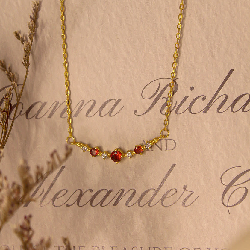 Collier Olivenorma « Symbole d'indépendance » avec diamants et grenats