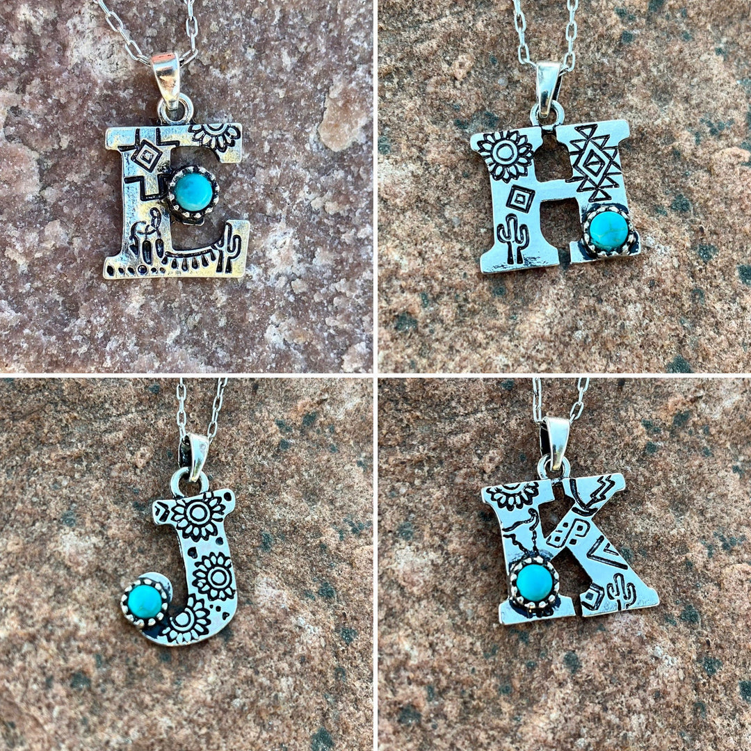 Collier avec initiale gravée en turquoise naturelle Olivenorma