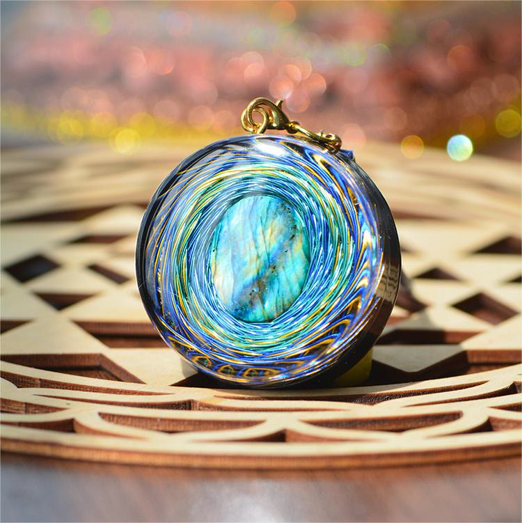 Collier Orgonite Bleu Labradorite Naturelle Espace Siphon Sacré Olivenorma 