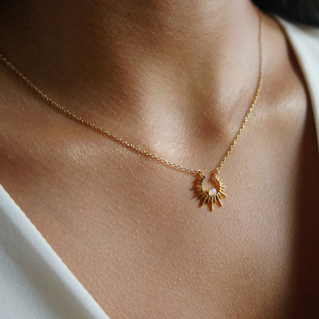 Collier de clavicule en opalite naturelle et rayon de soleil Olivenorma