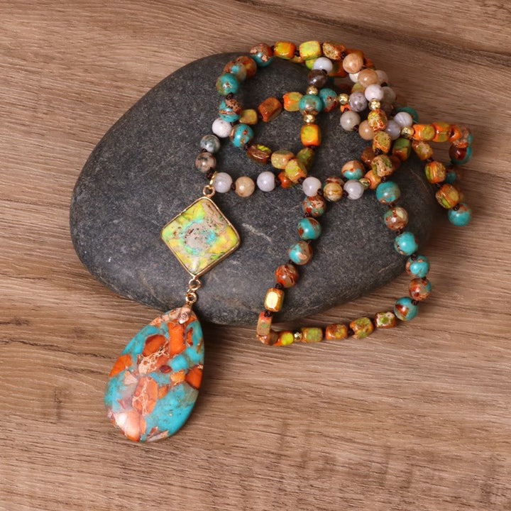 Collier Mala en forme de goutte naturelle en turquoise huître Olivenorma 