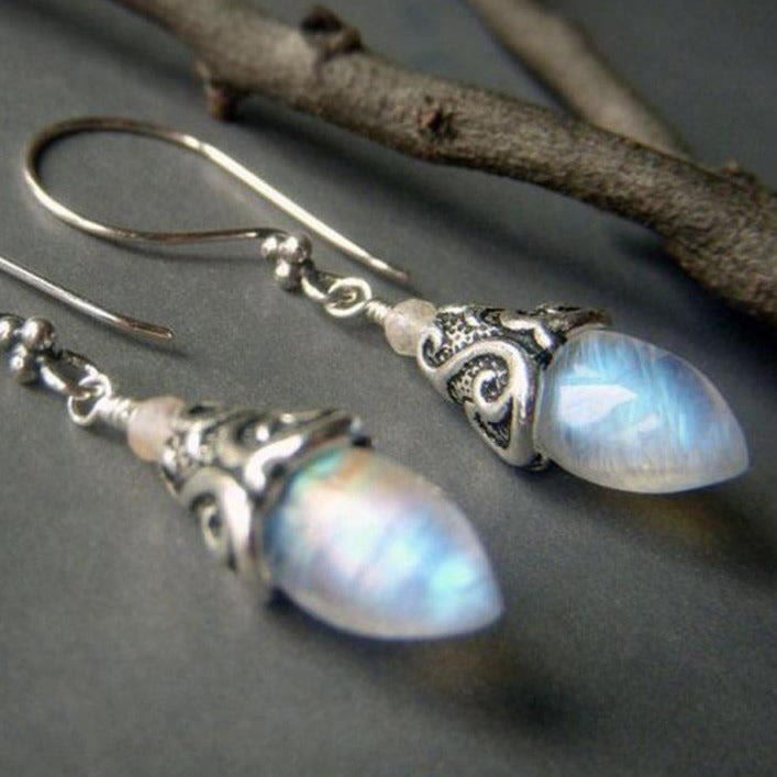 Boucles d'oreilles pendantes en argent pur avec pierre de lune de style royal Olivenorma