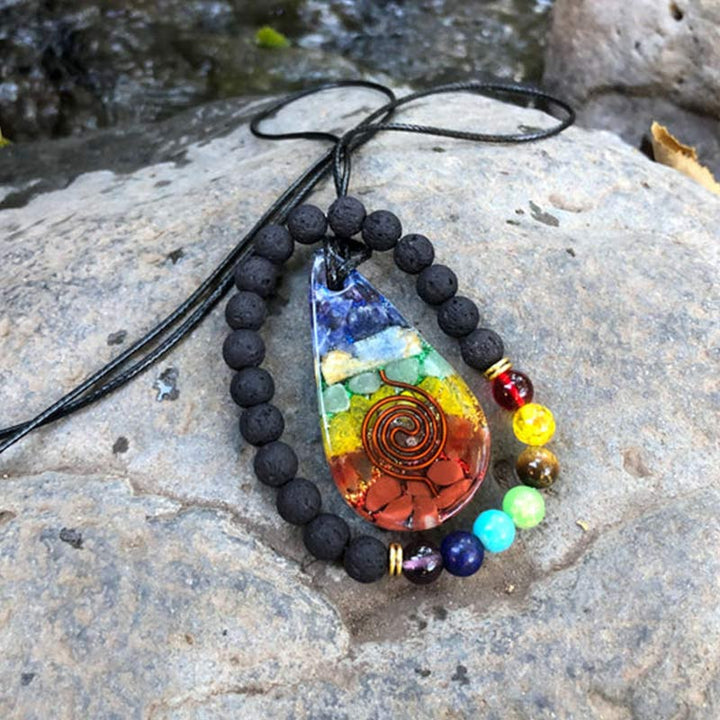 Collier d'orgone de guérison arc-en-ciel des chakras Olivenorma 