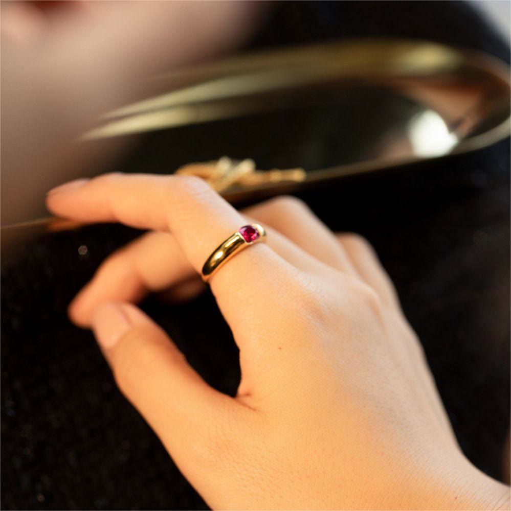 Bague de luxe minimaliste plaquée ou avec grenat Olivenorma 