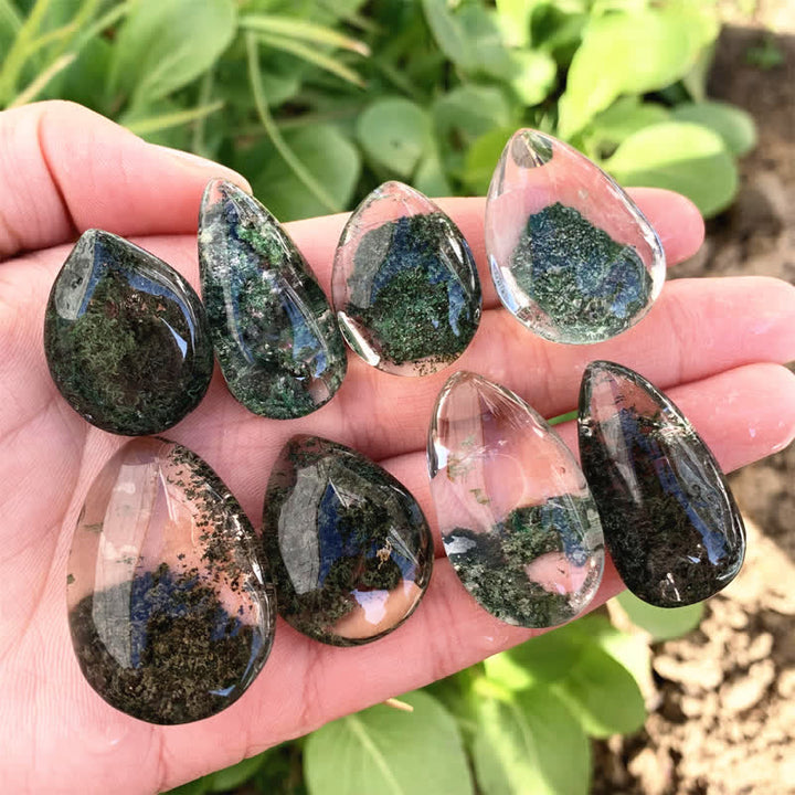 Pendentif en cristal de guérison en quartz fantôme vert