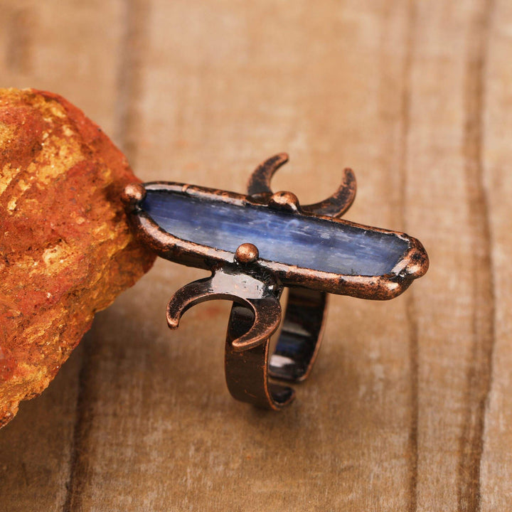 Bague ajustable de guérison à double lune en cyanite Olivenorma