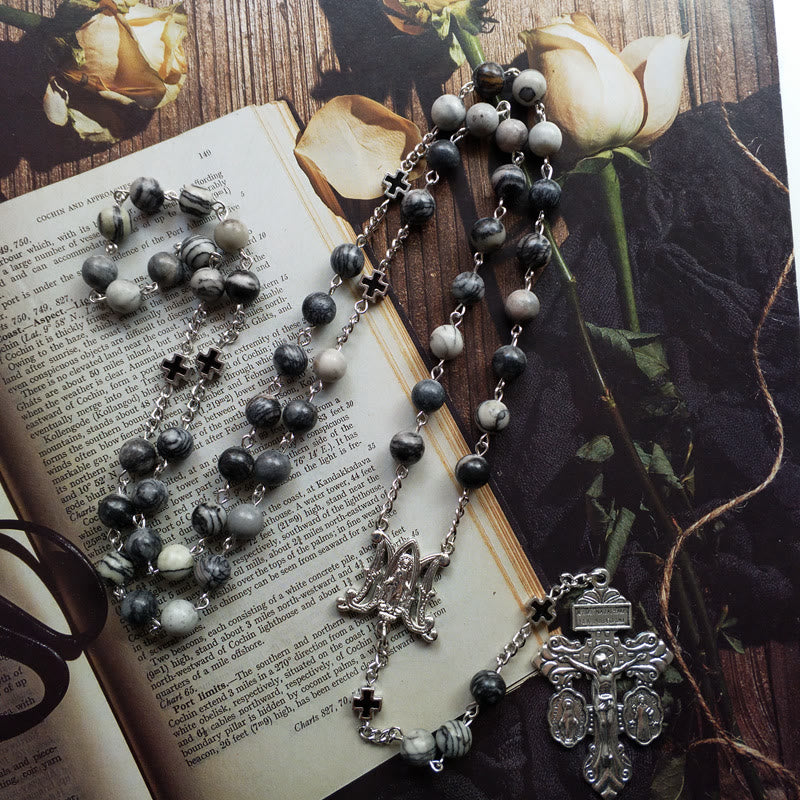 Collier chapelet en agate noire Olivenorma avec croix de la Sainte Mère 