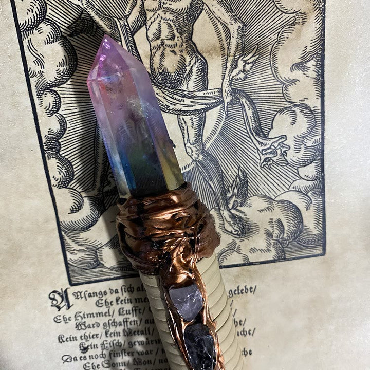 Balai de cristal ornemental de sorcière rituelle Olivenorma