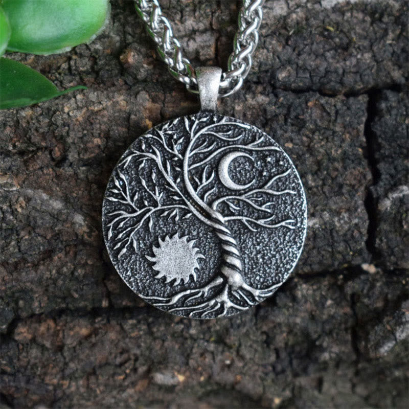 Olivenorma « Riding with the Stars » – Collier Arbre de Vie avec Soleil et Lune